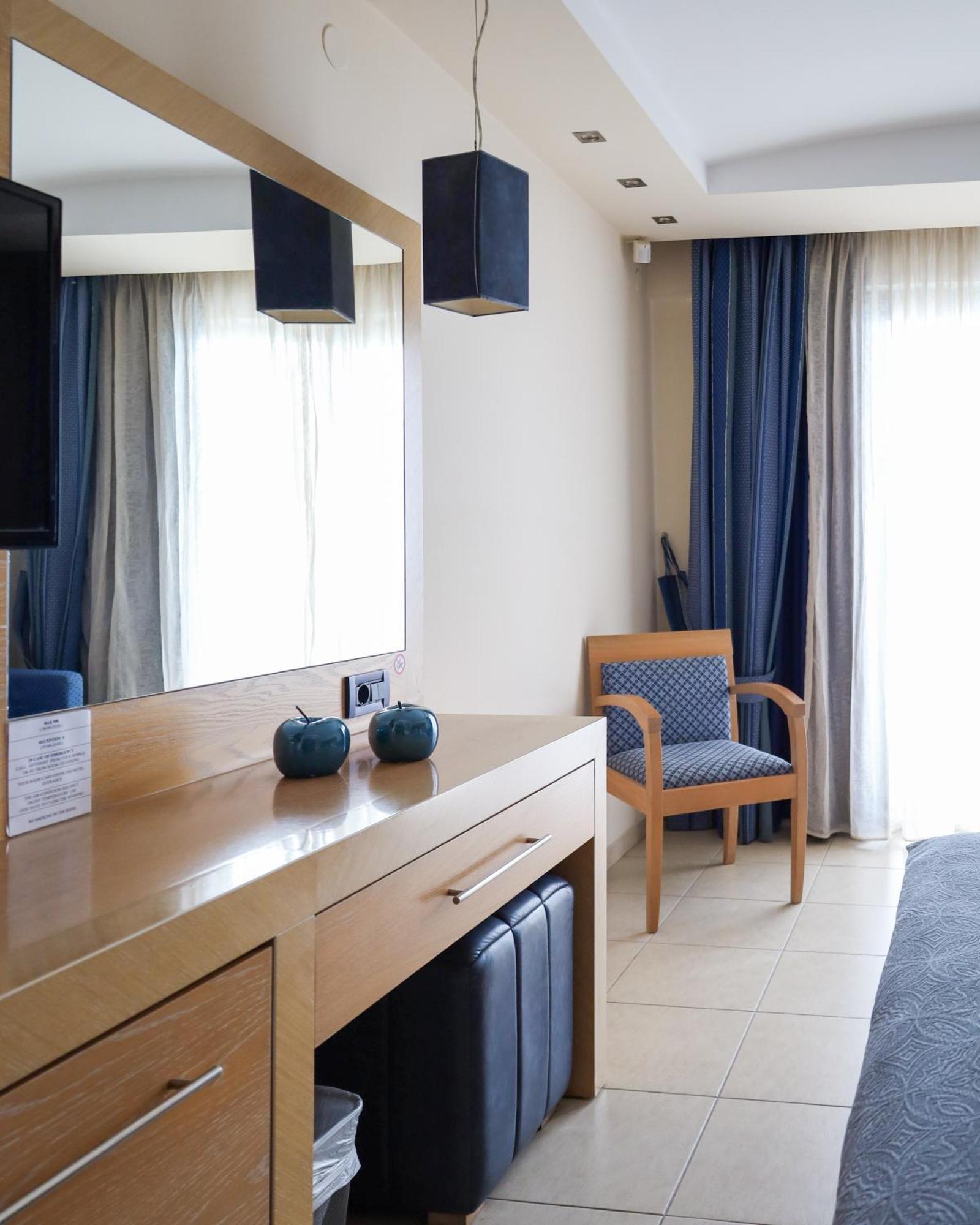 Aegean Blue Beach Hotel Nea Kallikrateia Экстерьер фото